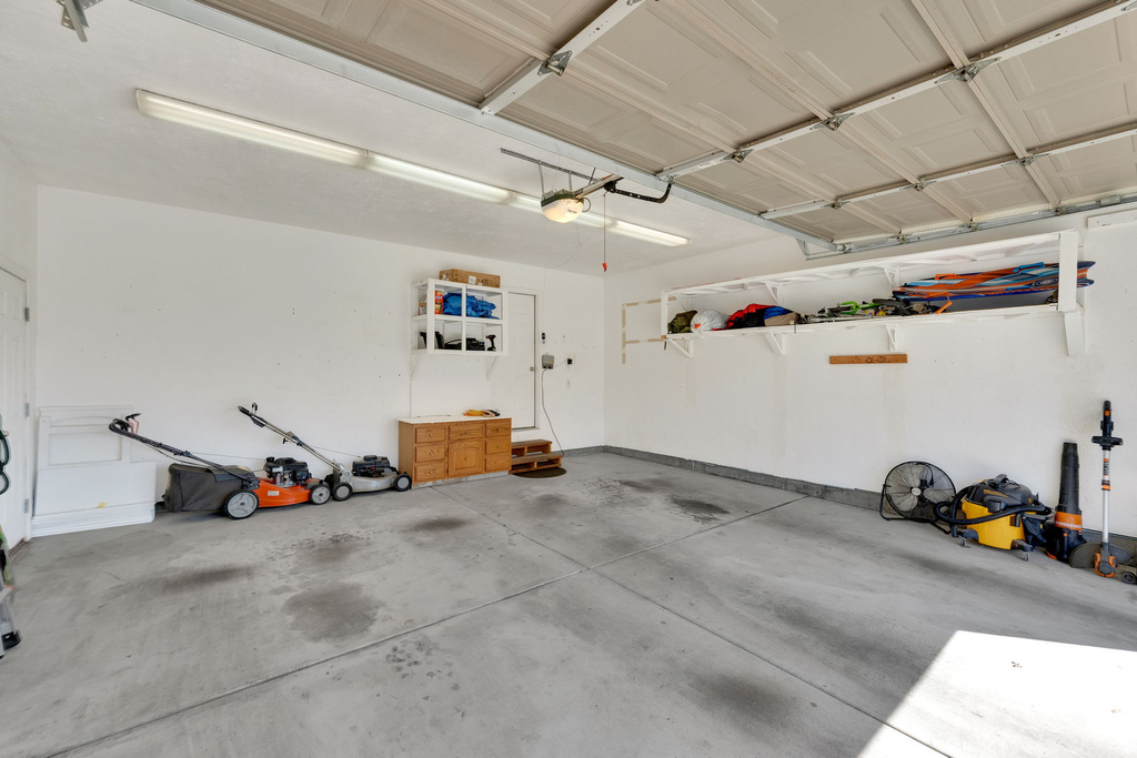 3934 W DUNE BUGGY DR South Jordan, UT 84009