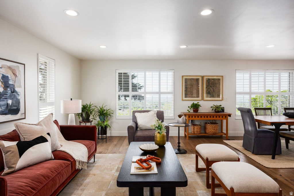 2250 S BELAIRE DR Salt Lake City, UT 84109