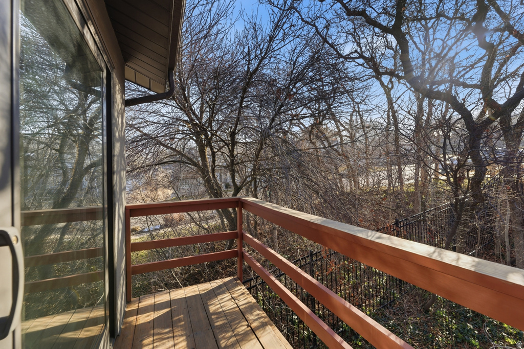 742 E CHELSEA DR Bountiful, UT 84010