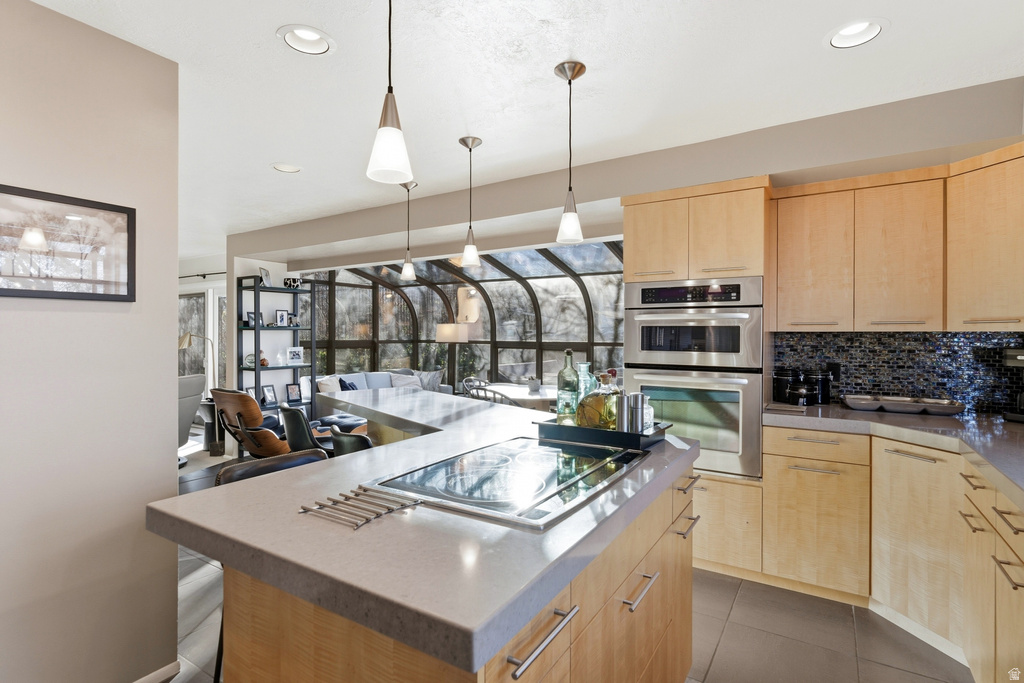 742 E CHELSEA DR Bountiful, UT 84010