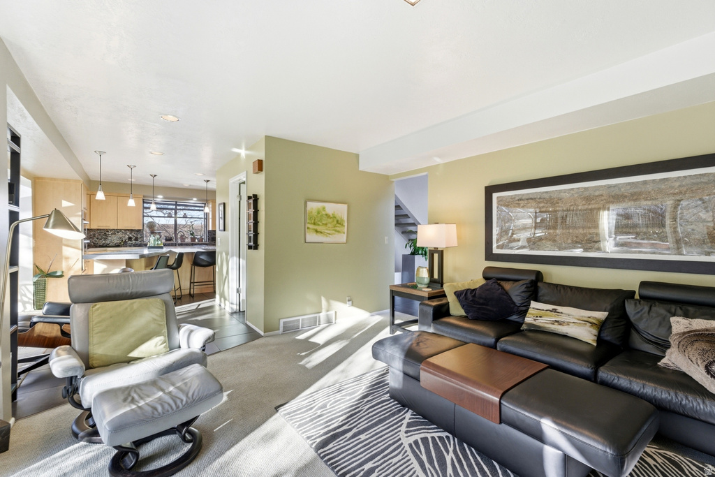 742 E CHELSEA DR Bountiful, UT 84010