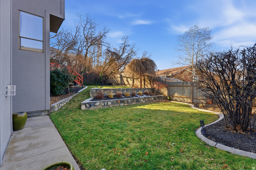 742 E CHELSEA DR Bountiful, UT 84010