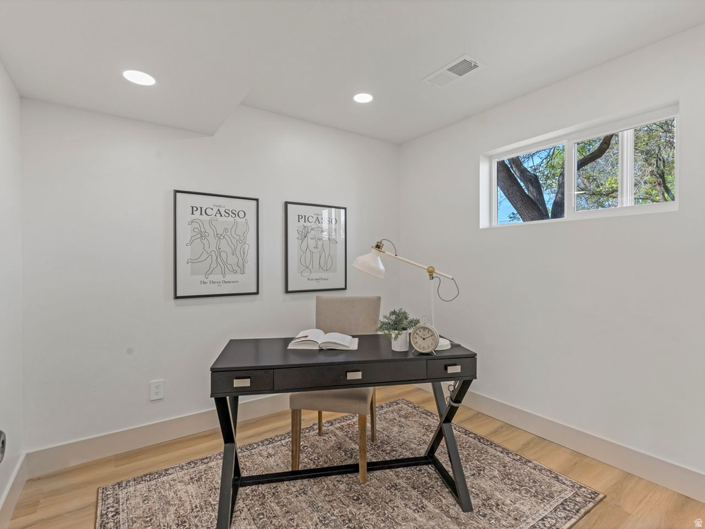 2068 W 5950 S Roy, UT 84067