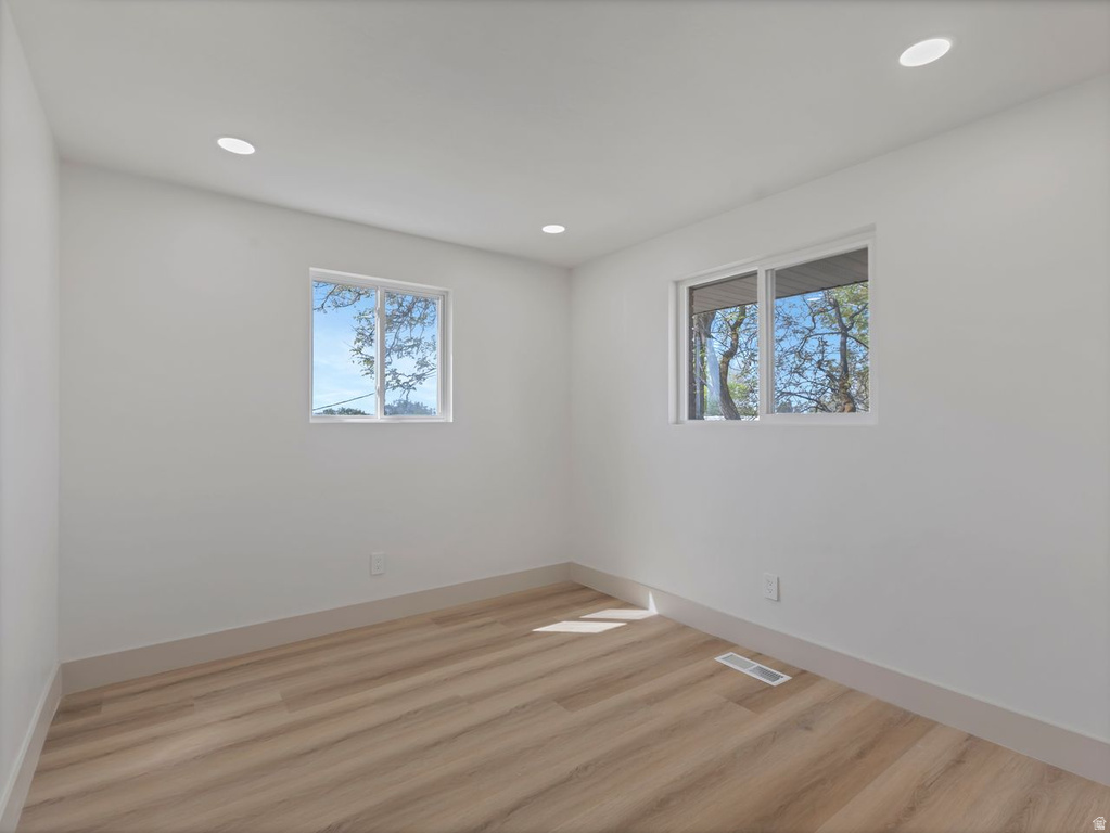 2068 W 5950 S Roy, UT 84067