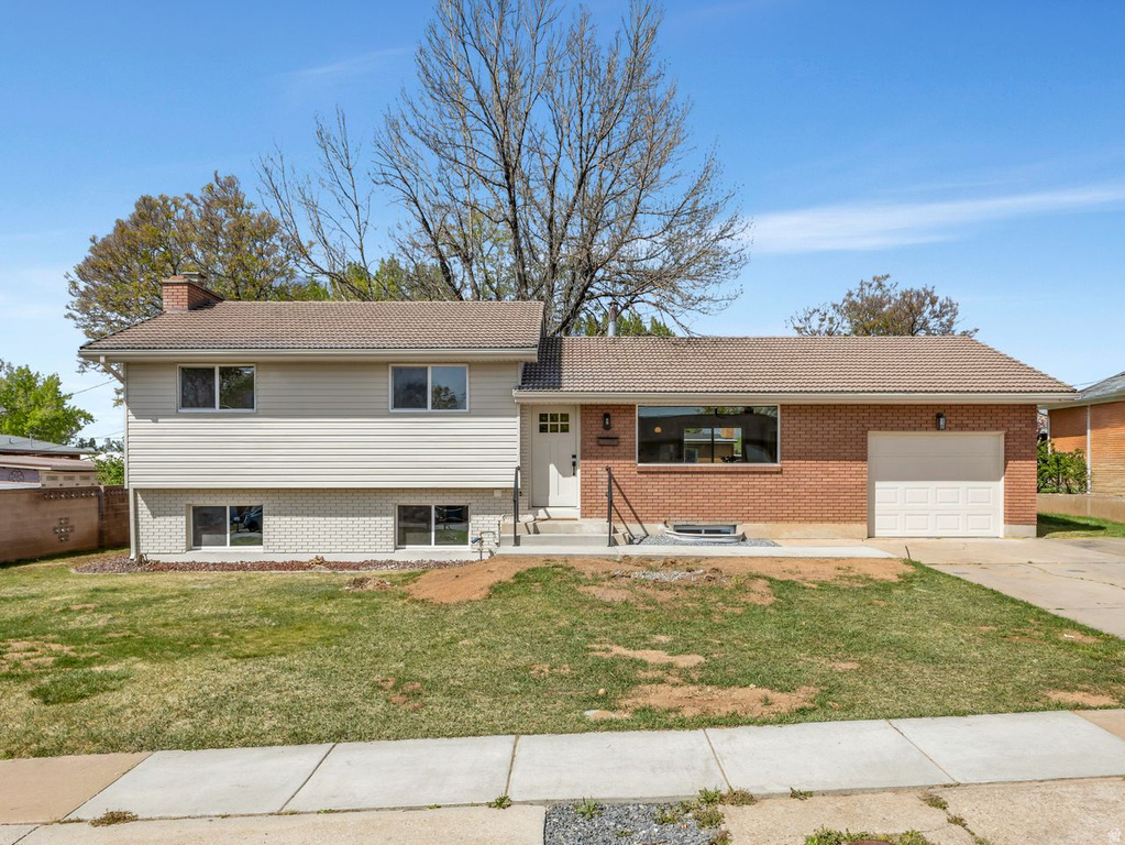 2068 W 5950 S Roy, UT 84067