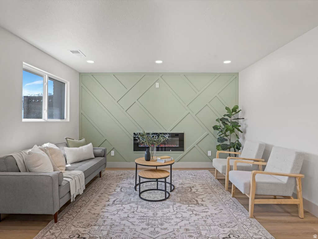 2068 W 5950 S Roy, UT 84067