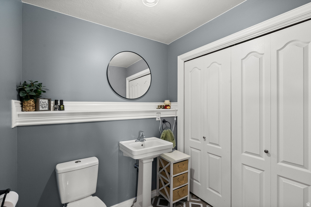 4848 S 3200 W Roy, UT 84067