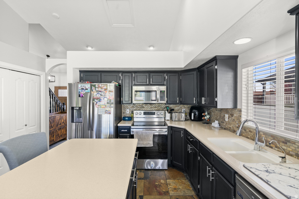 4848 S 3200 W Roy, UT 84067