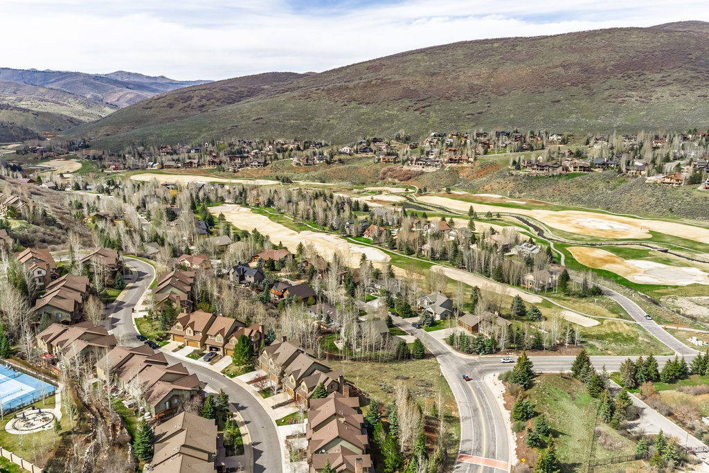 3002 W CANYON LINK DR Park City, UT 84098