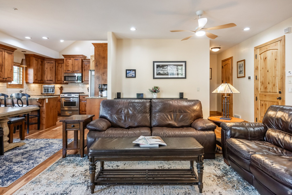 3002 W CANYON LINK DR Park City, UT 84098