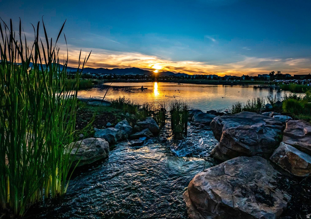 4658 W BOATHOUSE CIR South Jordan, UT 84009