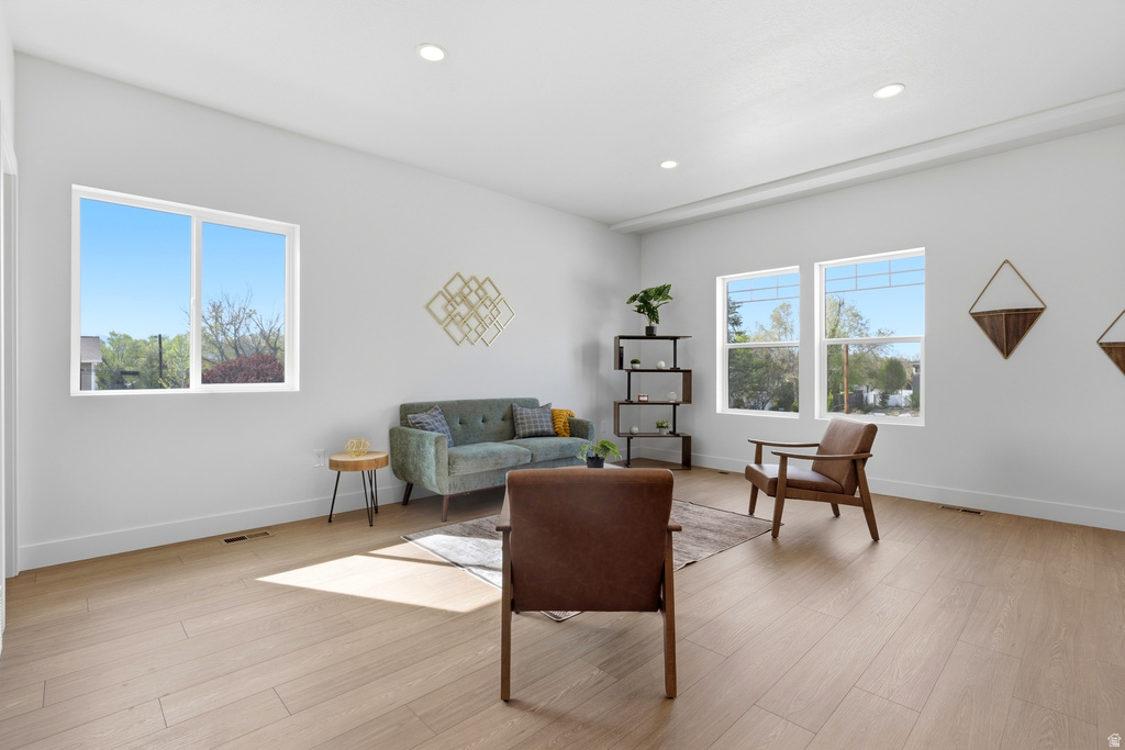 7645 S 300 E Sandy, UT 84047