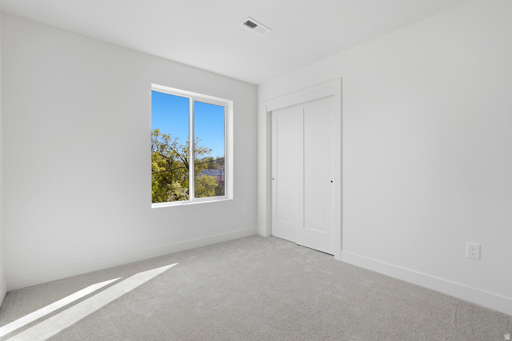 7645 S 300 E Sandy, UT 84047