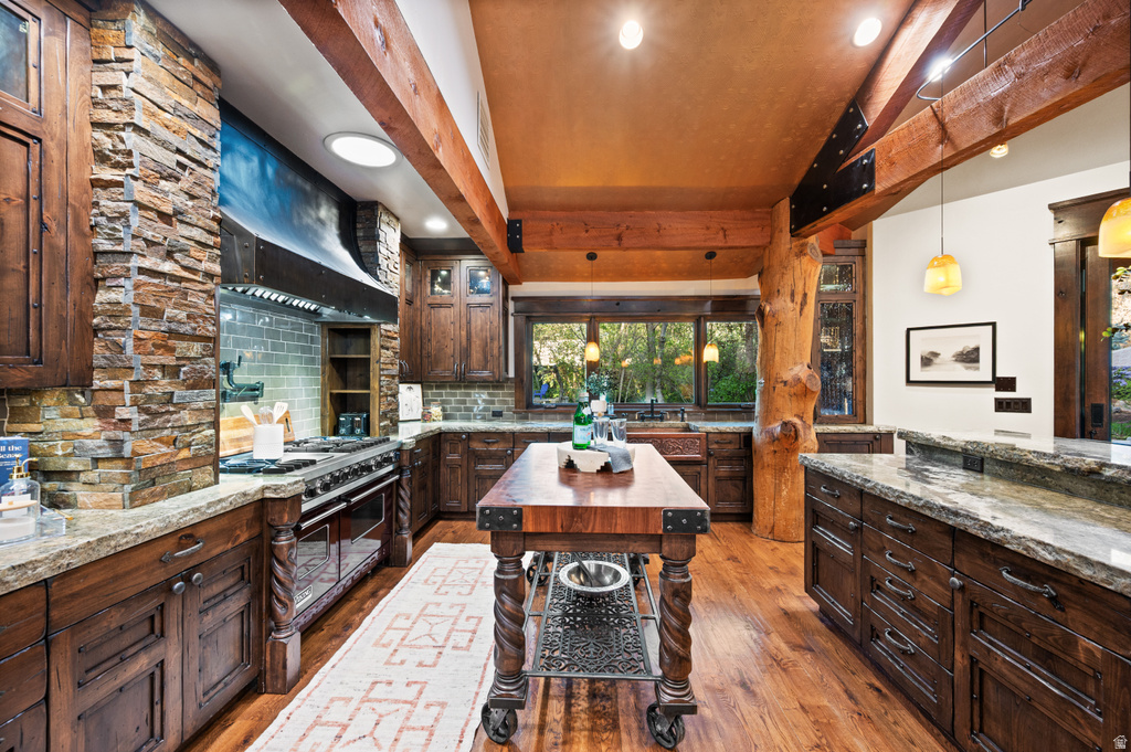 10280 S DIMPLE DELL RD Sandy, UT 84092