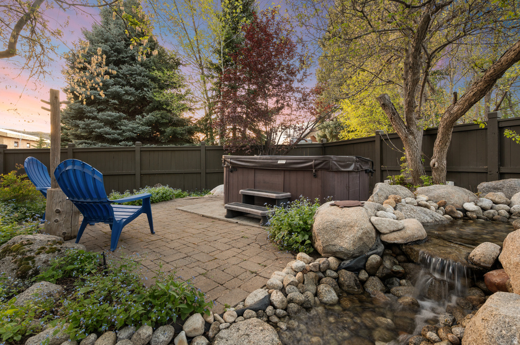 10280 S DIMPLE DELL RD Sandy, UT 84092