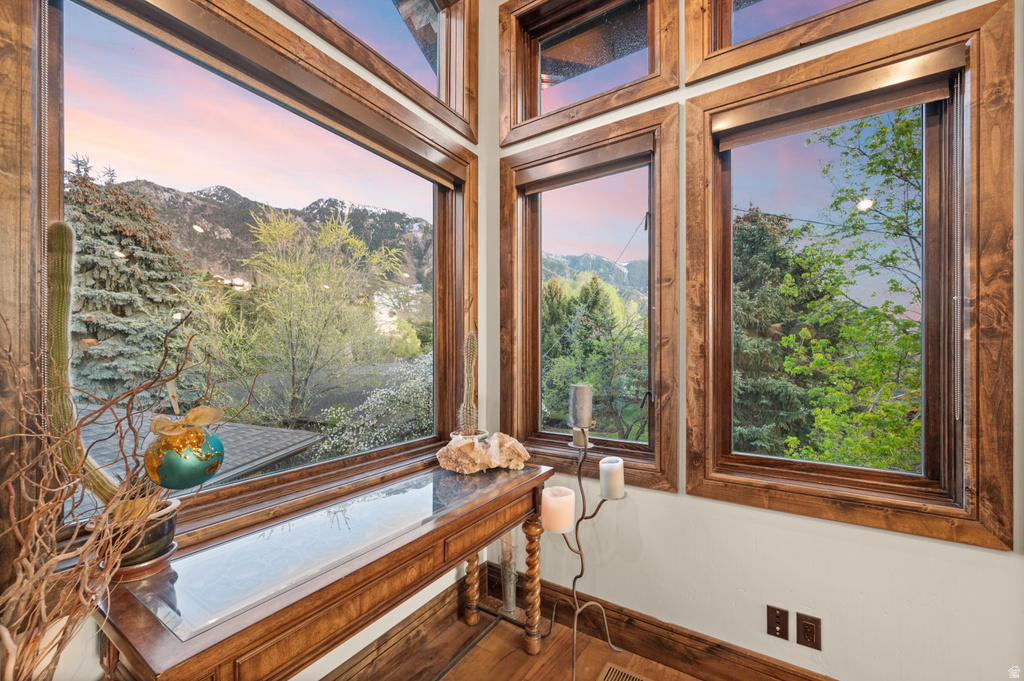 10280 S DIMPLE DELL RD Sandy, UT 84092