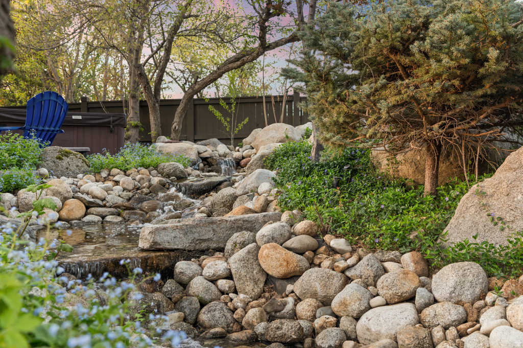 10280 S DIMPLE DELL RD Sandy, UT 84092