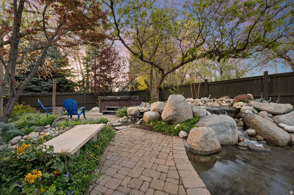 10280 S DIMPLE DELL RD Sandy, UT 84092