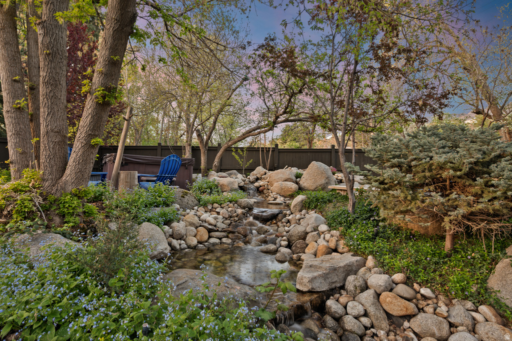 10280 S DIMPLE DELL RD Sandy, UT 84092