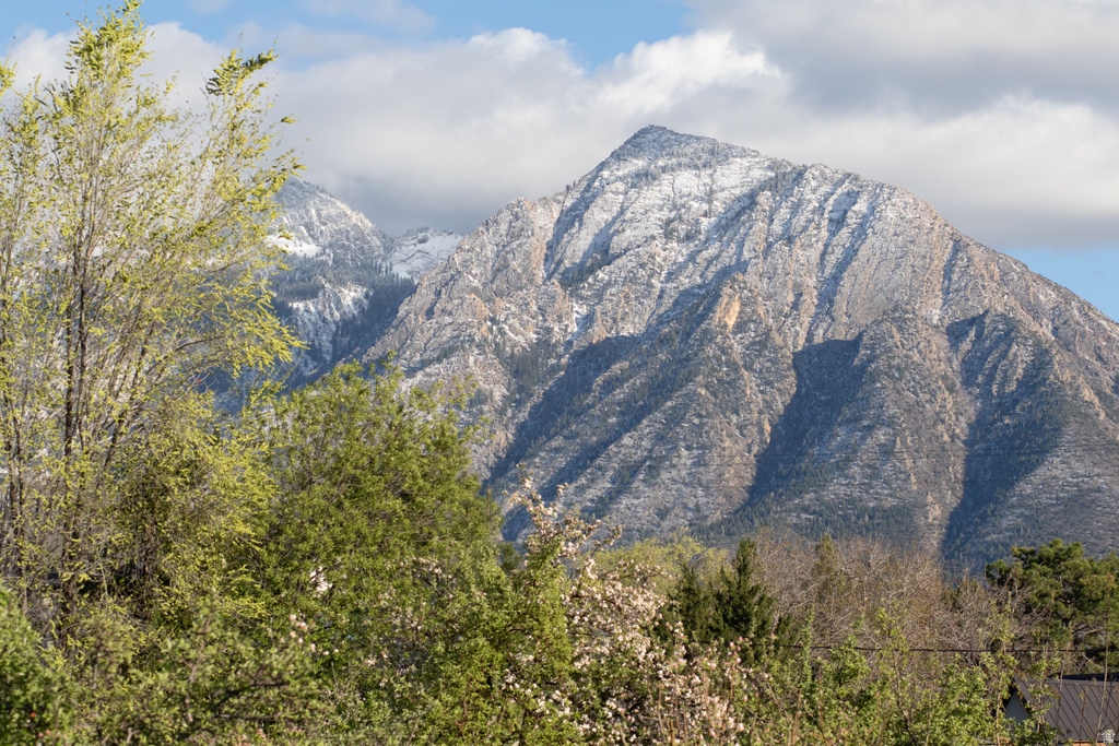 3089 S 2075 E Salt Lake City, UT 84109