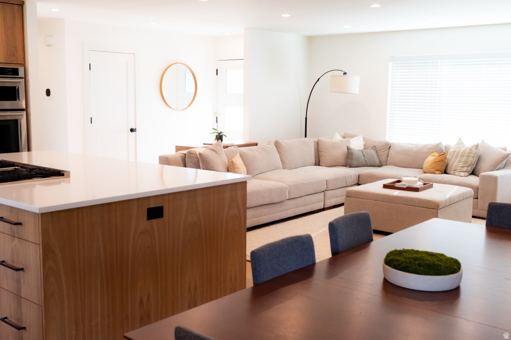 3089 S 2075 E Salt Lake City, UT 84109