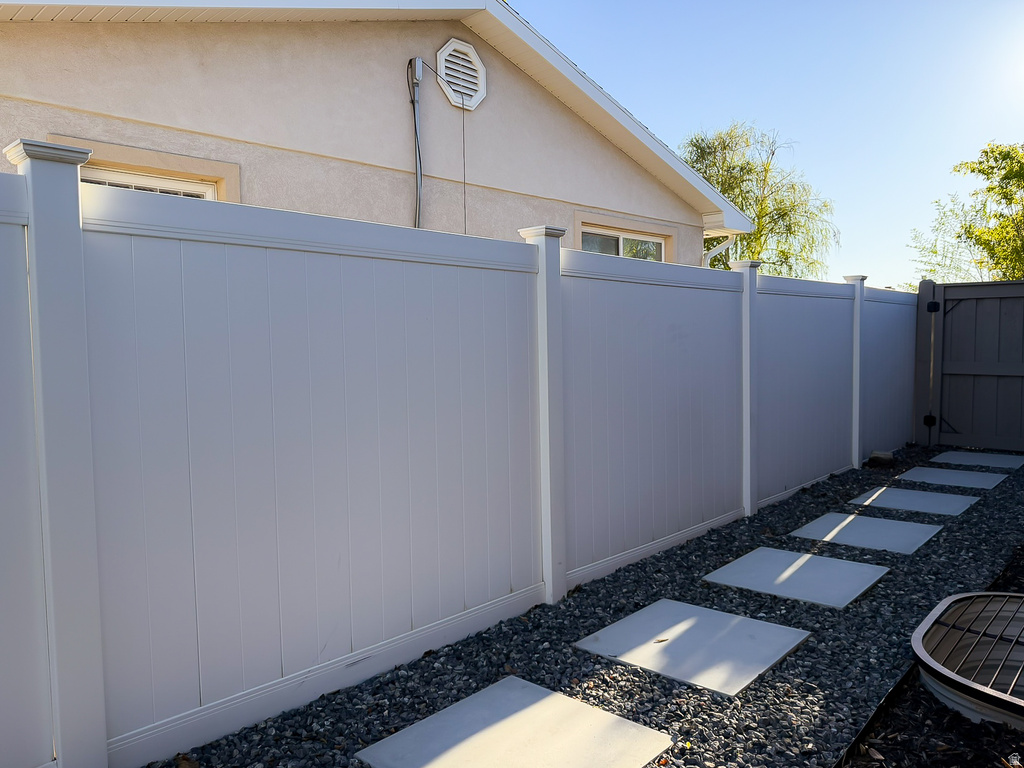 3089 S 2075 E Salt Lake City, UT 84109