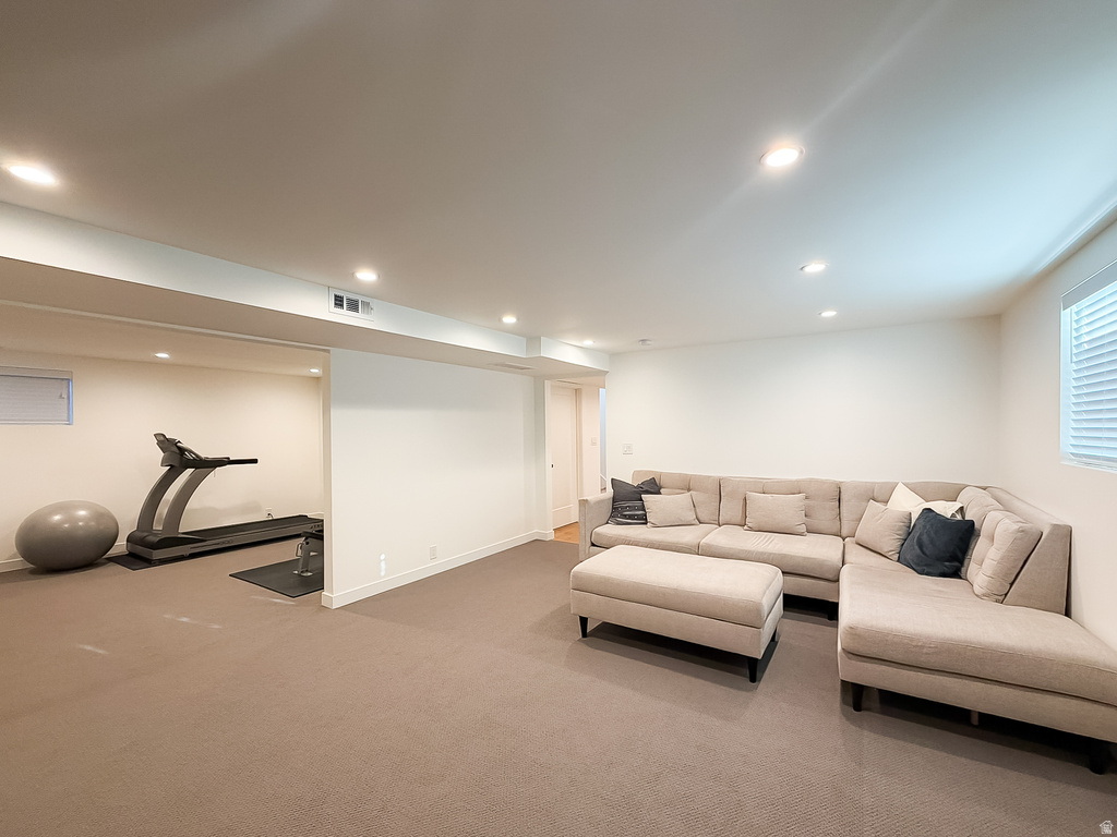 3089 S 2075 E Salt Lake City, UT 84109