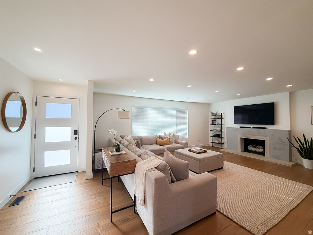 3089 S 2075 E Salt Lake City, UT 84109