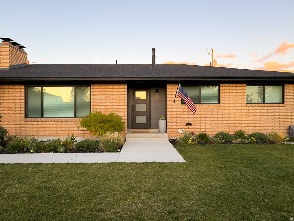 3089 S 2075 E Salt Lake City, UT 84109