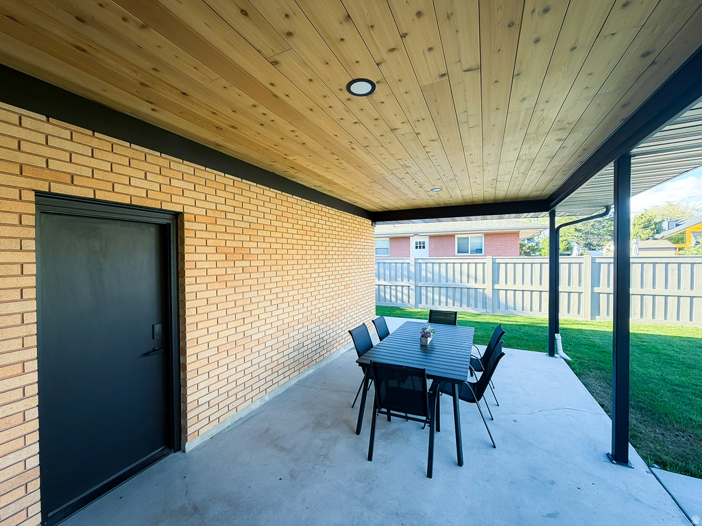 3089 S 2075 E Salt Lake City, UT 84109