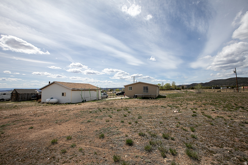 11486 N 3650 W Roosevelt, UT 84066