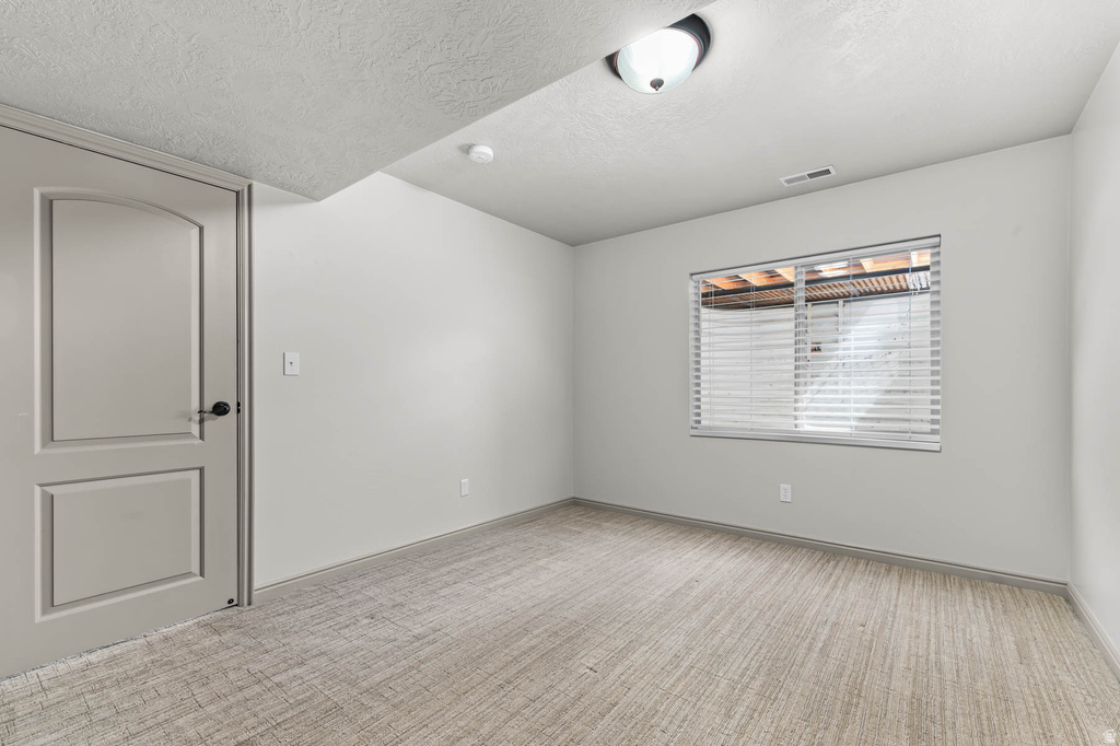 1374 S LEA CT Saratoga Springs, UT 84045