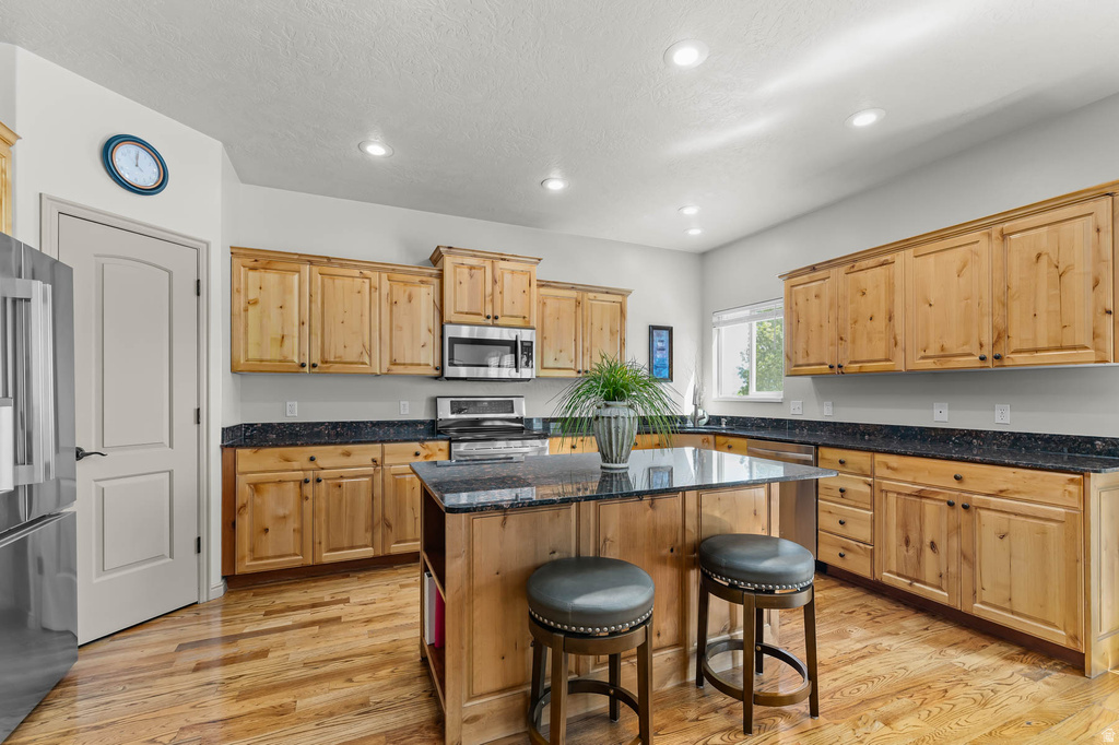 1374 S LEA CT Saratoga Springs, UT 84045