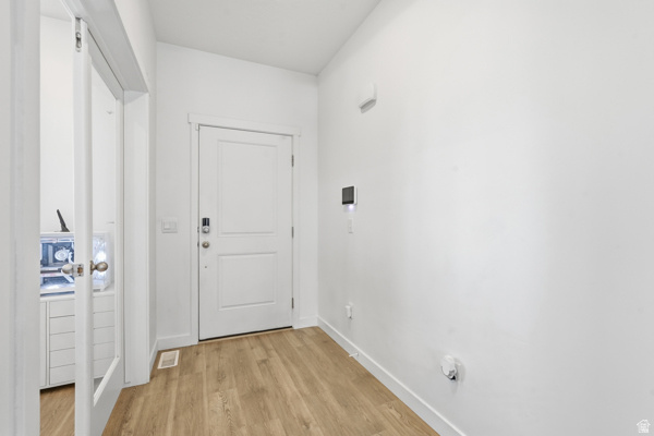 792 S 4000 W Syracuse, UT 84075