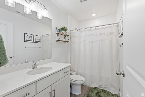 792 S 4000 W Syracuse, UT 84075