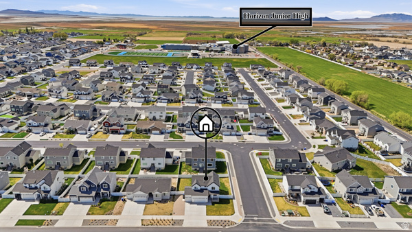 792 S 4000 W Syracuse, UT 84075