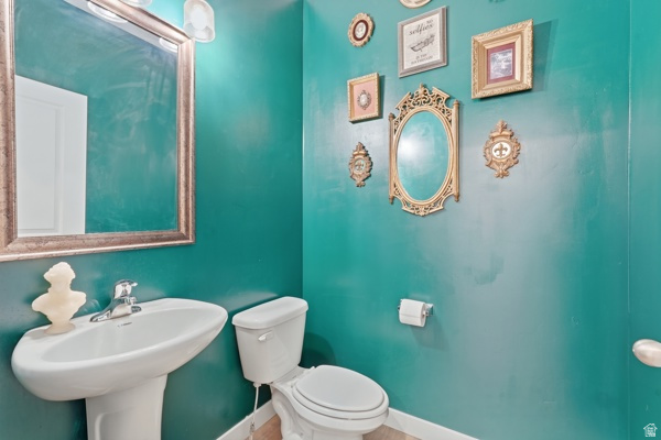 792 S 4000 W Syracuse, UT 84075