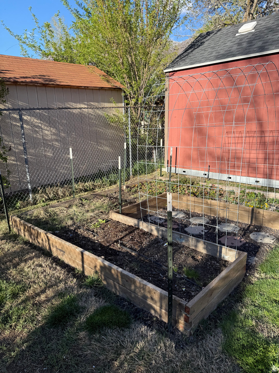 75 E 1470 S Farmington, UT 84025