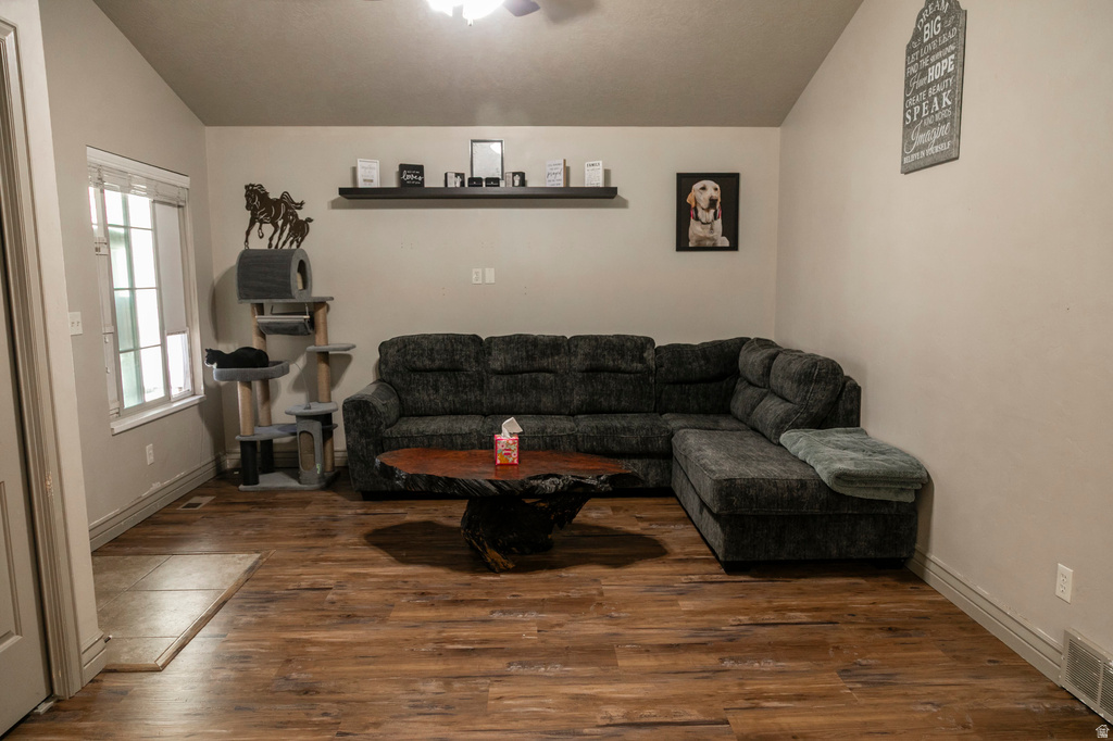 1534 E SHADOW DR Eagle Mountain, UT 84005