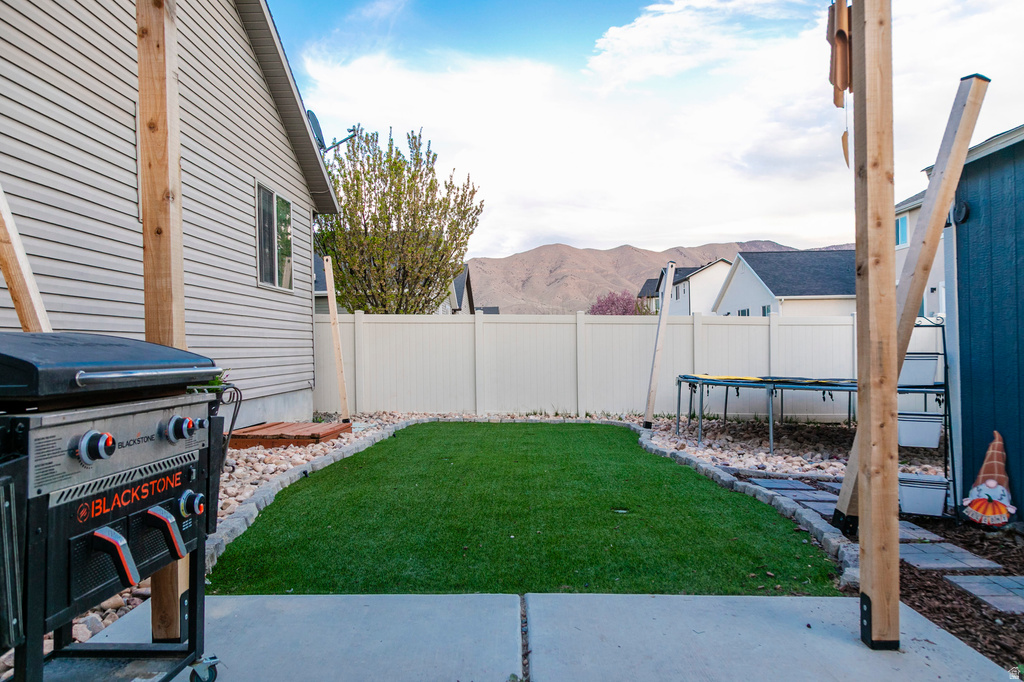 1534 E SHADOW DR Eagle Mountain, UT 84005