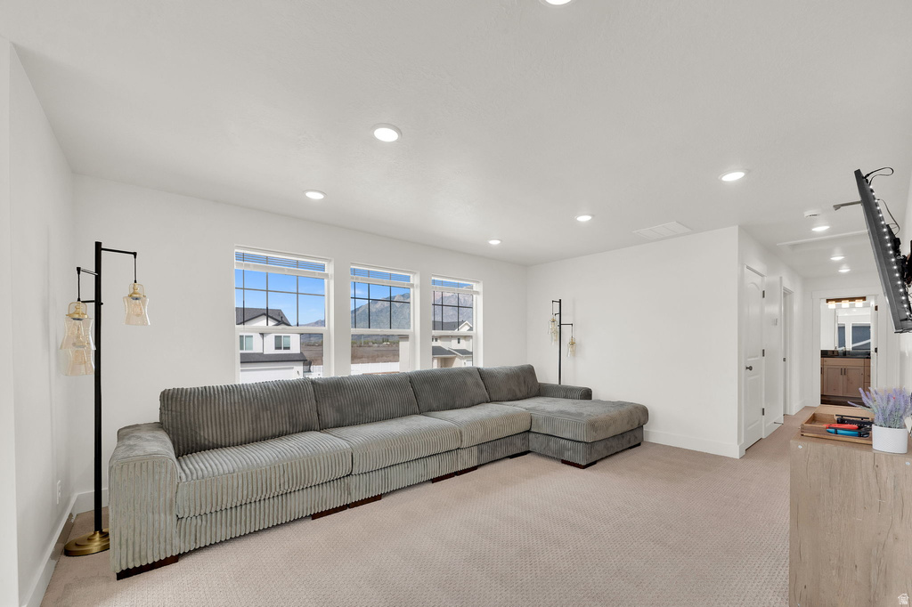 3491 W 3275 N Plain City, UT 84404