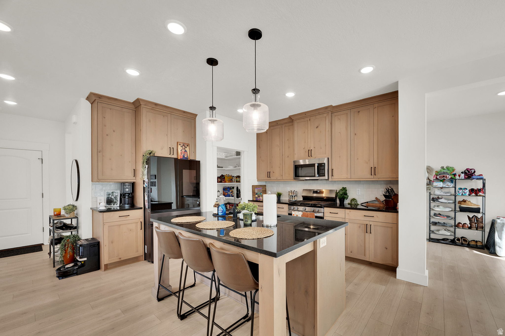 3491 W 3275 N Plain City, UT 84404