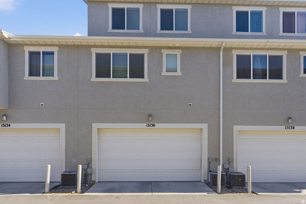 15136 S WILD HORSE WAY Bluffdale, UT 84065