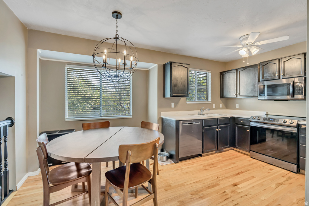 687 W 1900 N Centerville, UT 84014