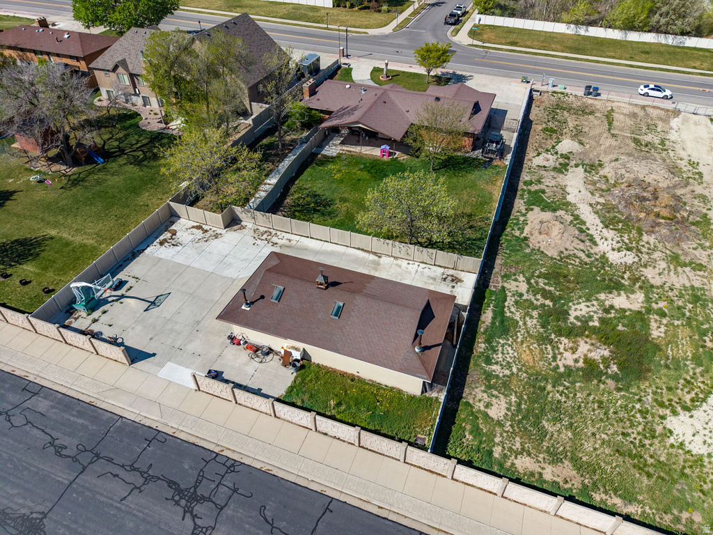 10261 S 3200 W South Jordan, UT 84095