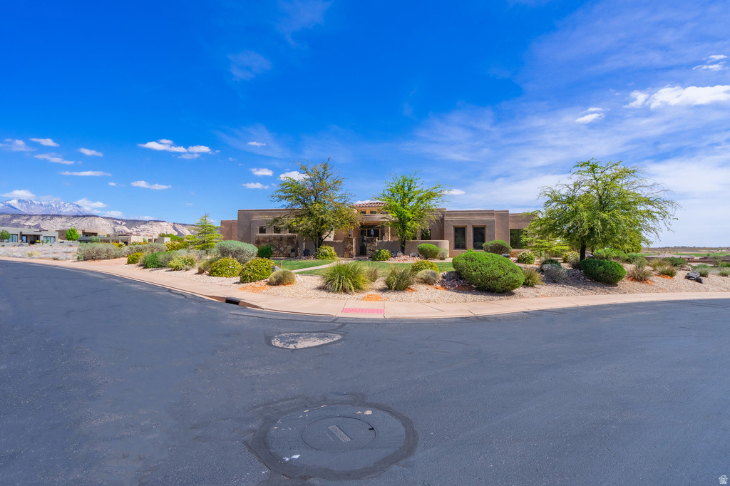 4976 N MESQUITE DR St George, UT 84770