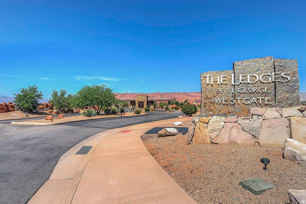 4976 N MESQUITE DR St George, UT 84770