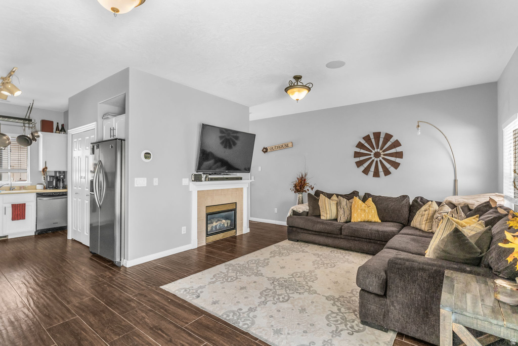 10782 S WYNGATE PARK DR South Jordan, UT 84095