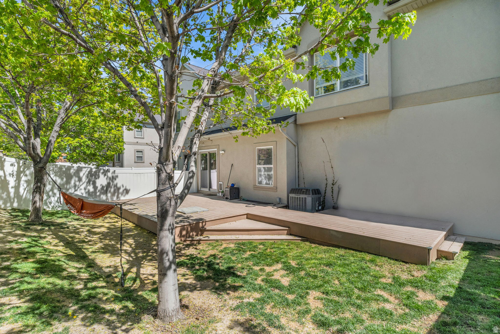 10782 S WYNGATE PARK DR South Jordan, UT 84095