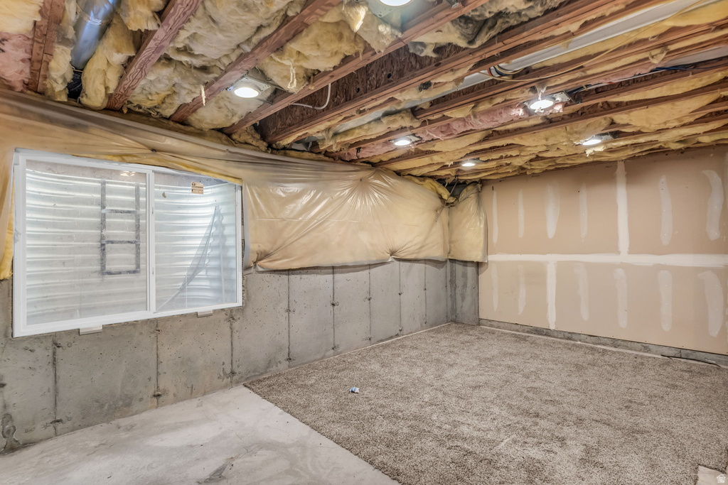 10782 S WYNGATE PARK DR South Jordan, UT 84095